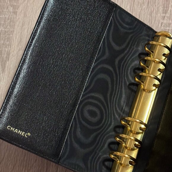 Chanel Classic Logo Clasp Black MM Agenda - Picture 4 of 7